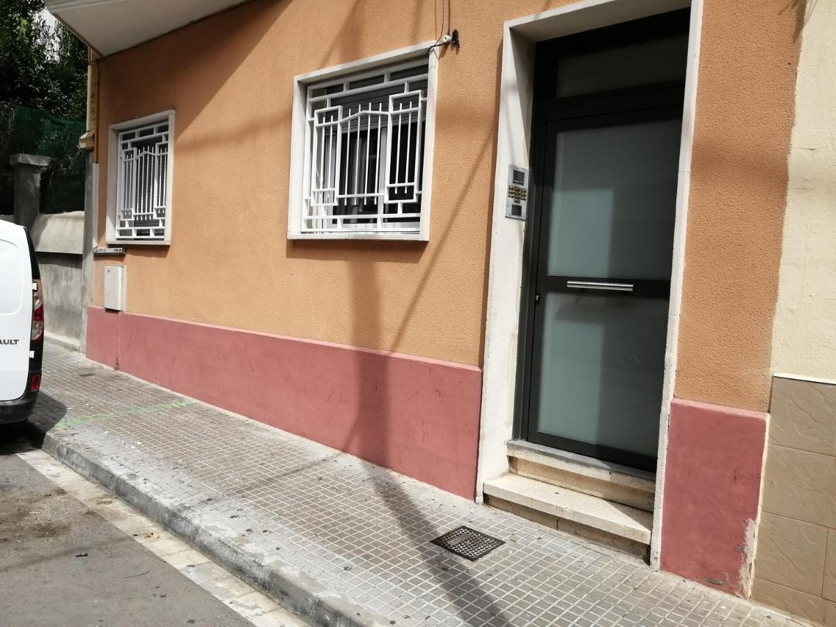 Ahllenrock Como Un Hotel, Pero Solo Para Ti Cornella de Llobregat Exterior photo